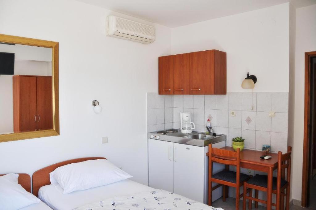 Sunrise Apartments And Studio Apartments 1 Lokva Rogoznica Exteriér fotografie