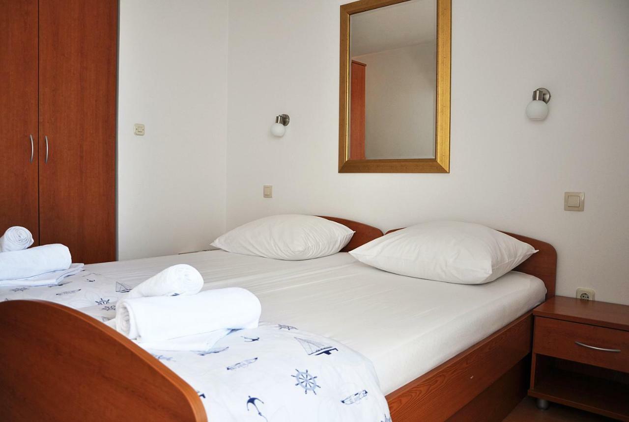 Sunrise Apartments And Studio Apartments 1 Lokva Rogoznica Exteriér fotografie